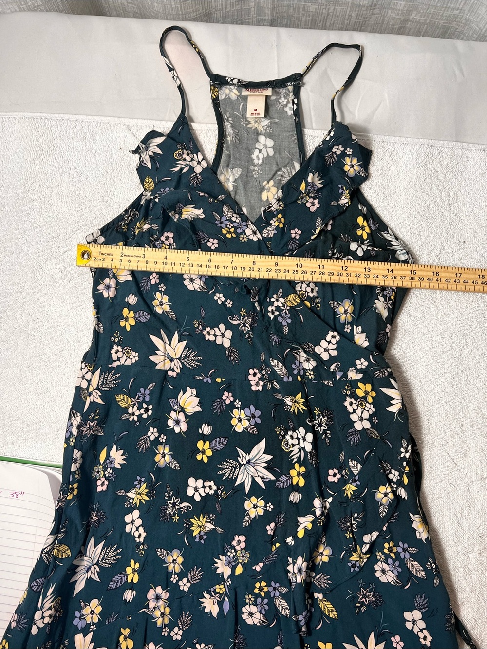 Floral Ruffle Dress  in Dark Green SIZE MEDIUM - Picture 5 of 7